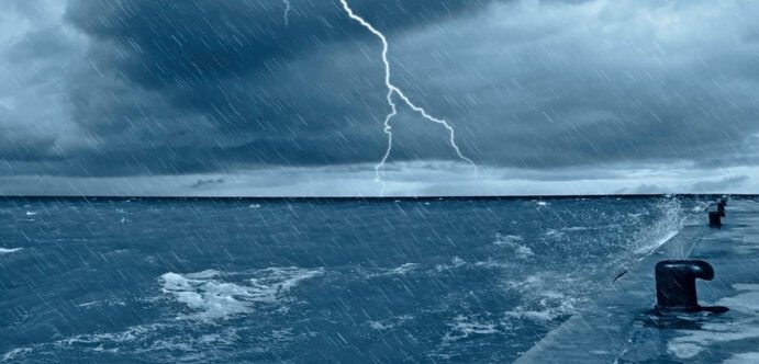 Πως θα εξελιχθεί το καιρικό σκηνικό τις επόμενες ημέρες: Παραμένουν οι βροχές και οι καταιγίδες – Που θα σημειώνονται τα πιο ισχυρά φαινόμενα