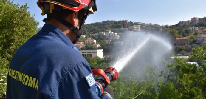 Αντιπυρική Περίοδος 2025: Τι απαγορεύεται από την 1η Μαΐου και τι επιτρέπεται υπό όρους