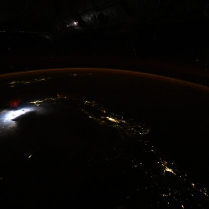 The Rare “Sprite” Phenomenon: NASA Astronaut Captures Mysterious Light Over Panama