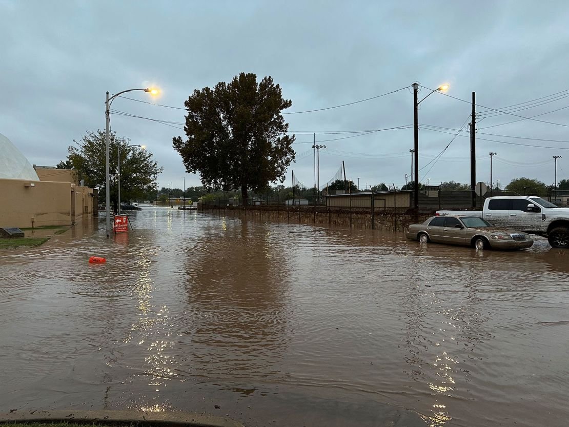 Read more about the article Heavy monsoon rainfall triggers Flash Flood Emergency in wildfire-scarred Ruidoso, New Mexico