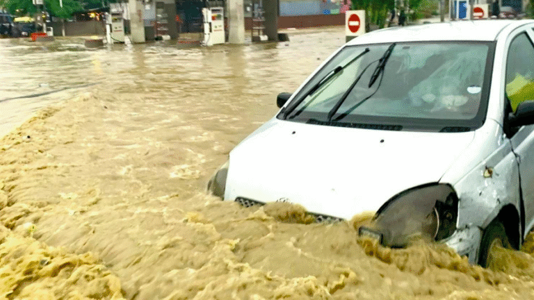 Read more about the article 77 killed, over 100 missing after severe storms capsize boats and cause flash floods in DR Congo