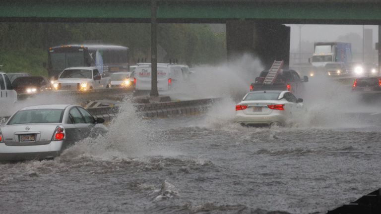 Read more about the article Historic rainfall triggers floods in Boston, prompting closure along the I-93 in Massachusetts