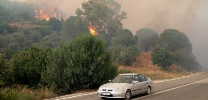 Φλόγες στην Καταλονία: 32.000 Στρέμματα Καμένης Γης και 18.000 Κάτοικοι Σε Καραντίνα