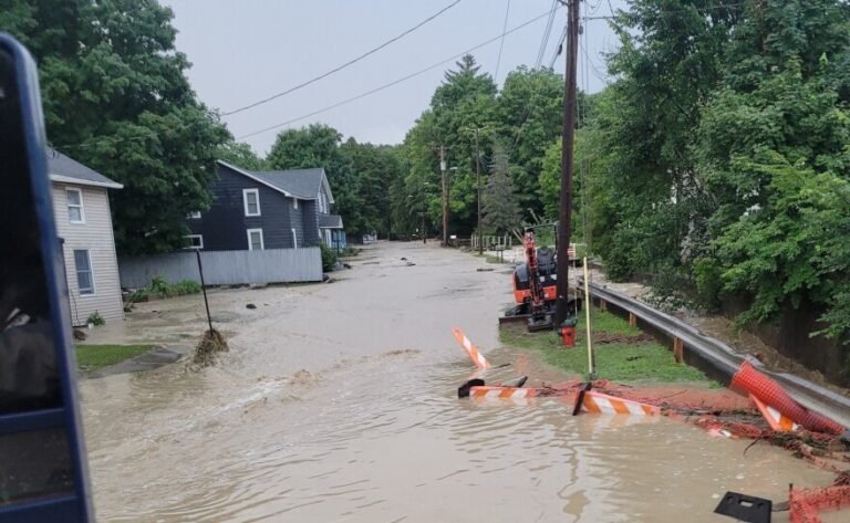 Read more about the article Record rainfall triggers flash floods across Tri-State area, state of emergency declared in New Jersey