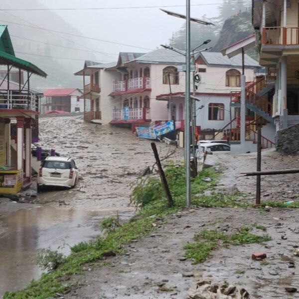 Himalayan landslide kills 4 in northern India, leaving 50 others missing