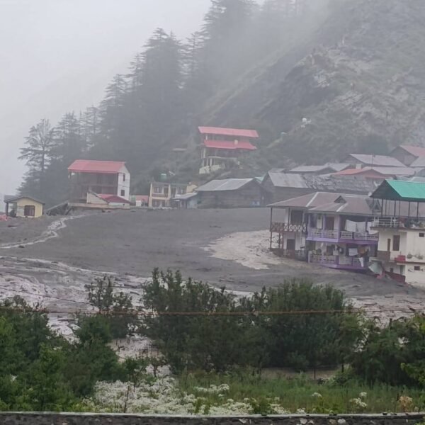 Himalayan landslide kills 4 in northern India, leaving 50 others missing