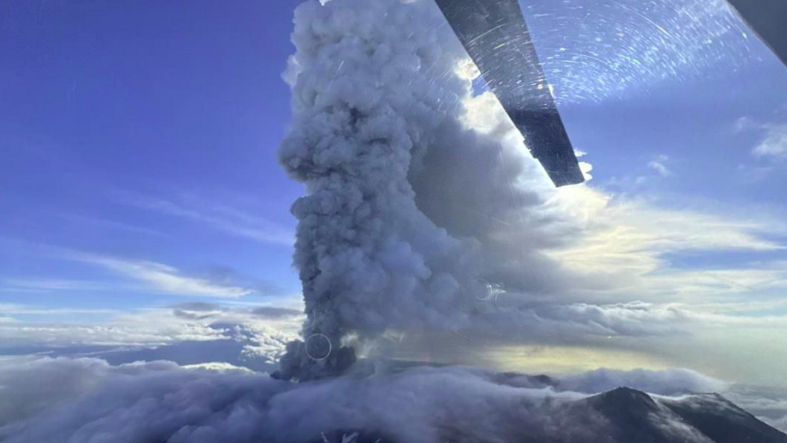 You are currently viewing Krasheninnikov volcano erupts for the first time in 600 years, linked to Kamchatka M8.8 earthquake, Russia