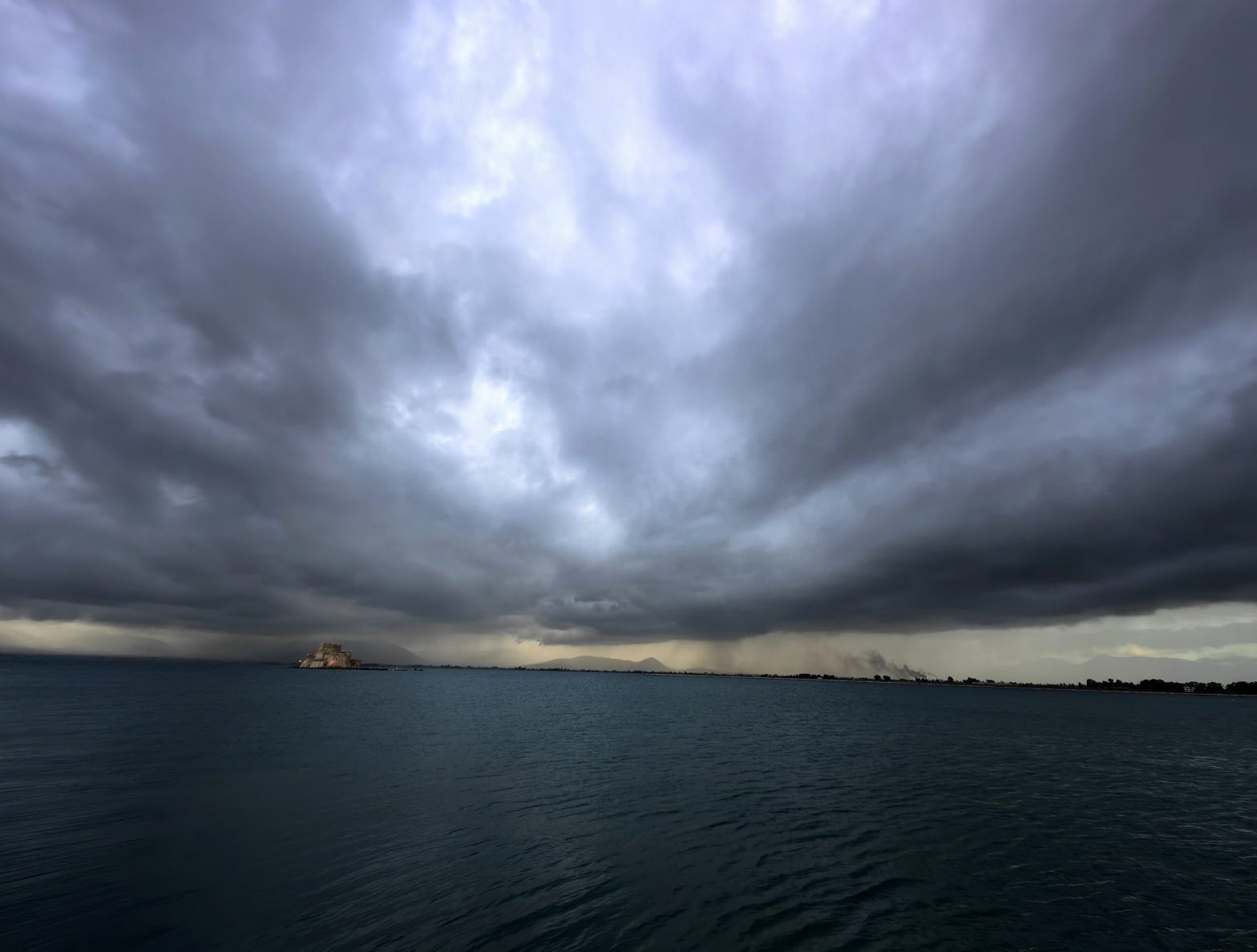 Read more about the article Ο καιρός της εβδόμαδας: Παραμένουν οι ήπιες συνθήκες στις περισσότερες περιοχές – Πότε προβλέπεται νέα πιθανή μεταβολή
