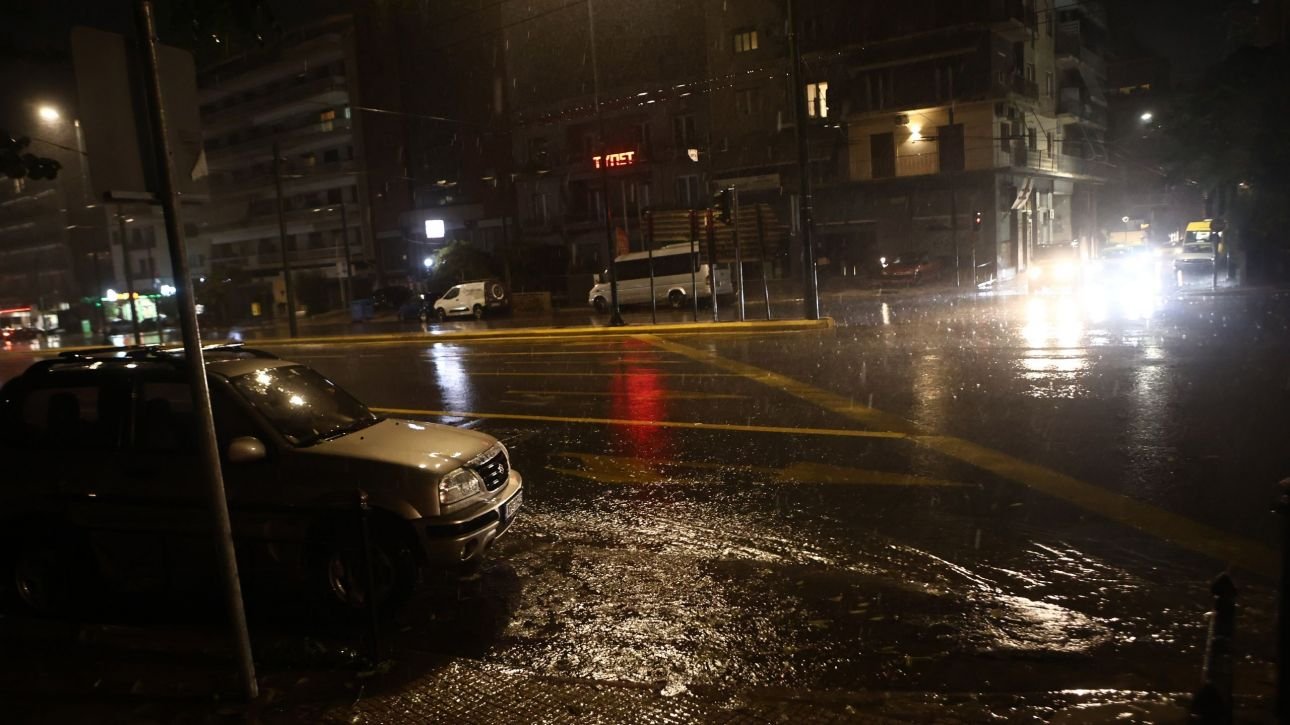 You are currently viewing Σημαντική κακοκαιρία σαρώνει τη χώρα μας τις τελευταίες ώρες – Ποια αναμένεται να είναι η εξέλιξη του καιρού τις επόμενες ημέρες