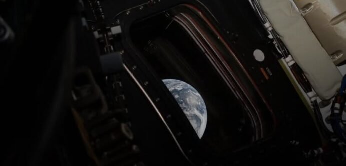 Όταν κοιτάς από ψηλά… Οι πρώτες εικόνες της Γης από το διάστημα εντυπωσιάζουν