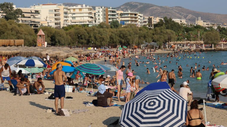 Read more about the article Το 6ο θερμότερο καλοκαίρι από το 1960 στην Ελλάδα – Πού καταγράφηκε η μεγαλύτερη ζέστη