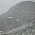 Έπεσαν τα πρώτα χιόνια στον Όλυμπο – Πασπάλισε και σε άλλες βουνοκορφές της χώρας