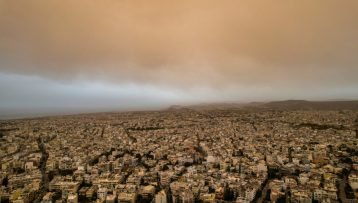 Προσεχώς… Φθινόπωρο τις επόμενες ημέρες – Νοτιάδες, σκόνη και λασποβροχές θα συνθέτουν το σκηνικό του καιρού