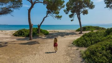 Οι καλύτερες παραλίες για να επισκεφτείς στην Αττική φέτος το καλοκαίρι – Ποιες είναι ιδανικές για παιδιά και για άτομα με ειδικές ανάγκες
