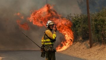Πύρινος εφιάλτης σε Ισπανία και Γαλλία: Πάνω από 200.000 άνθρωποι εκτός σπιτιών – Ενώθηκαν δύο μεγάλα μέτωπα κοντά στη Μαδρίτη