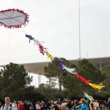 Ο καιρός του τριημέρου: Σταδιακή βελτίωση του καιρού το Σαββατοκύριακο – Θα πετάξει τελικά ο χαρταετός;