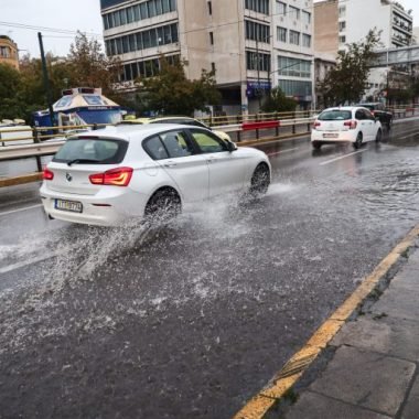 Σημαντική κακοκαιρία στη χώρα μας τη Τρίτη – Καταιγίδες, πτώση της θερμοκρασίας και θυελλώδεις άνεμοι