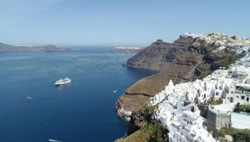 Γ. Παπαδόπουλος για τους σεισμούς στη Σαντορίνη: «Είναι ελάχιστες οι πιθανότητες να δούμε το 7,7 Ρίχτερ του 1956 στο νησί» – Κλειστά τα σχολεία έως τη Παρασκευή