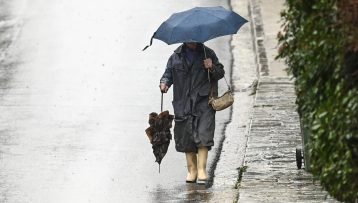 Άστατος ο καιρός στη χώρα το Σαββατοκύριακο – Που προβλέπονται βροχές και τοπικές καταιγίδες