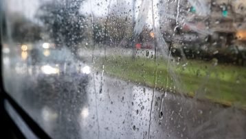 Τοπικά επικίνδυνα φαινόμενα προβλέπονται το Σαββατοκύριακο στη χώρα – Σε ποιες περιοχές απαιτείται προσοχή